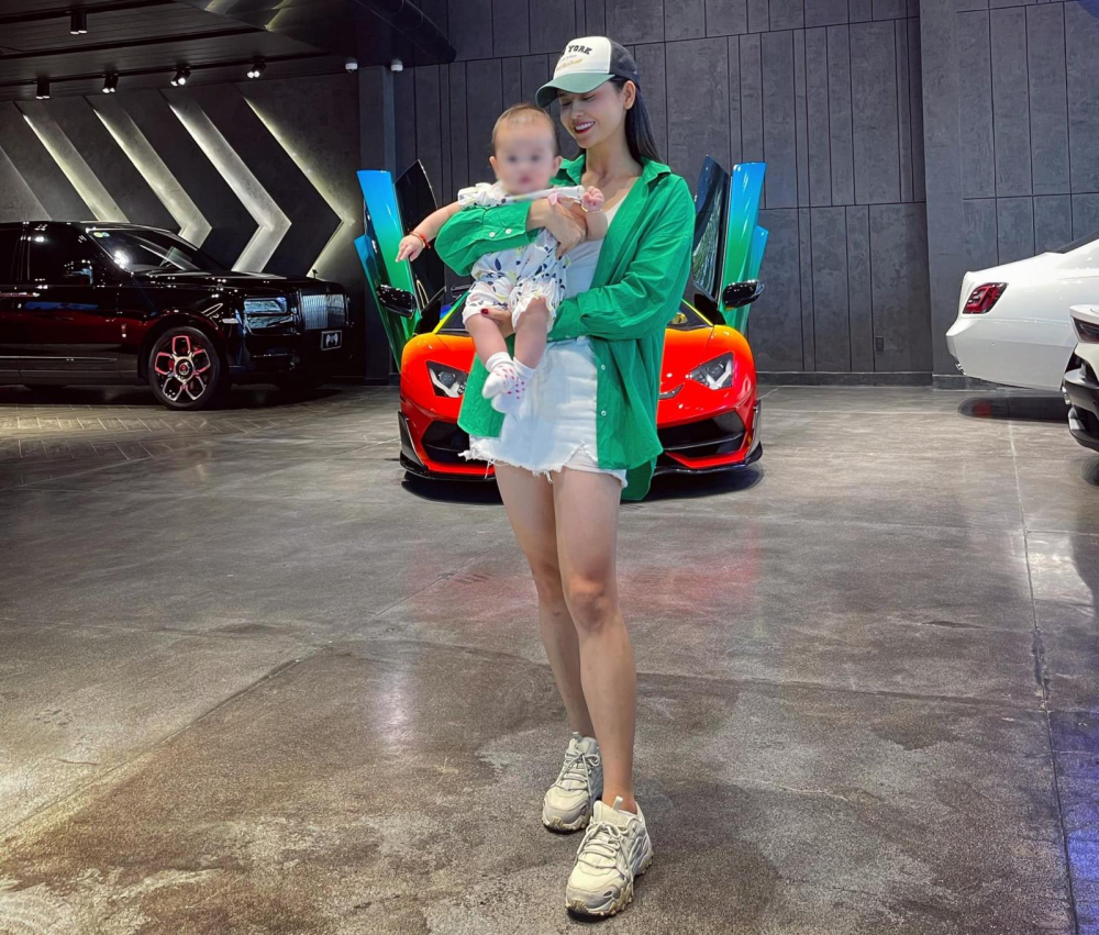 Trương Quỳnh Anh hiện có 1 bé trai sau cuộc hôn nhân với nam ca sĩ Tim Trương Quỳnh Anh hiện có 1 bé trai sau cuộc hôn nhân với nam ca sĩ Tim