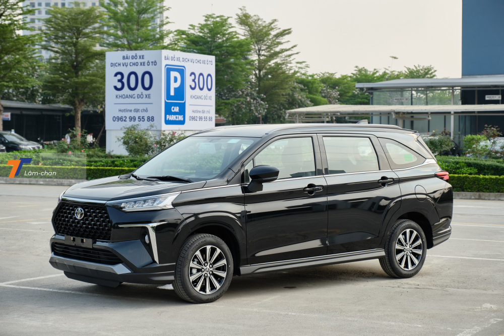 Toyota Veloz Cross CVT 2022.