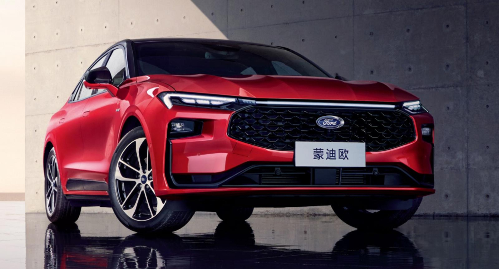 Ford Mondeo 2022 bản ST-Line