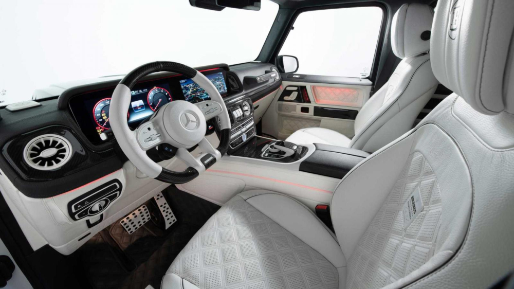 Nội thất ph&iacute;a trước của Brabus 800 Adventure XLP Superwhite