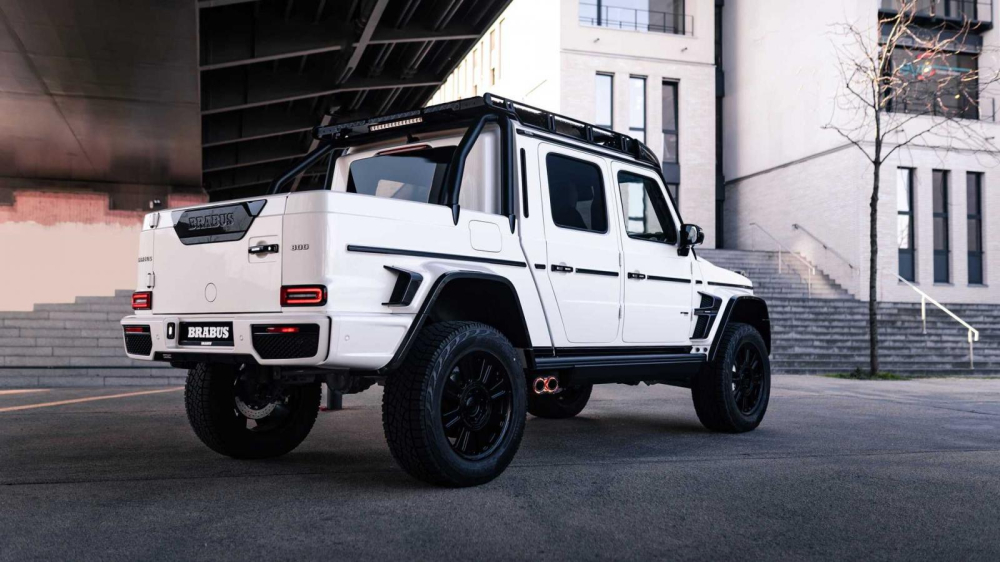Ph&iacute;a sau của Brabus 800 Adventure XLP Superwhite