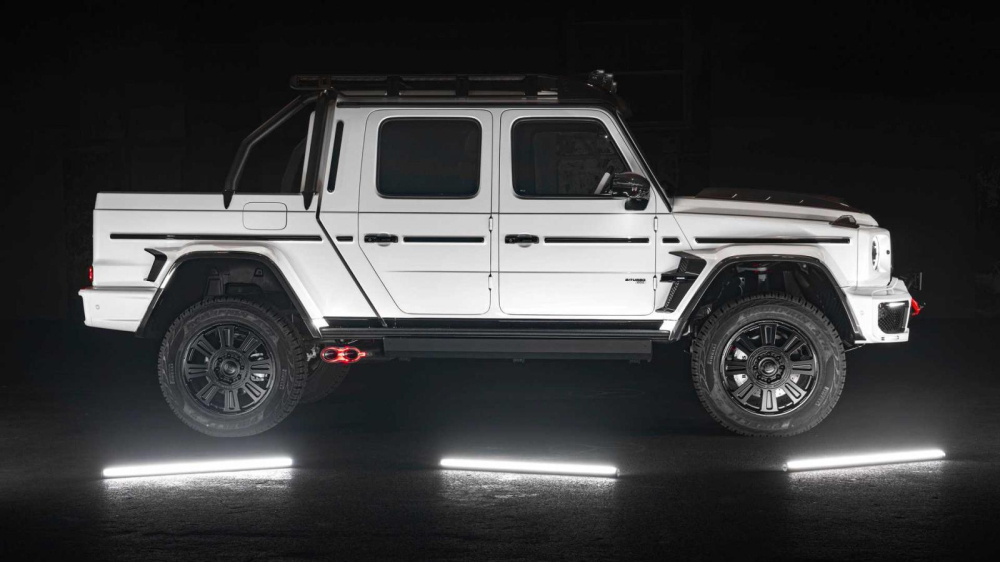 Ph&iacute;a b&ecirc;n của Brabus 800 Adventure XLP Superwhite