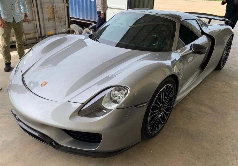 Porsche 918 Spyder của doanh nhân ngành tiêu dùng