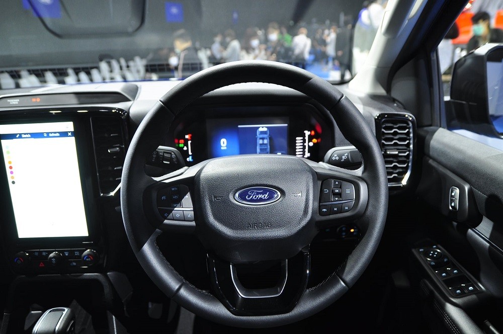 Nội thất của Ford Everest 2022 bản Sport