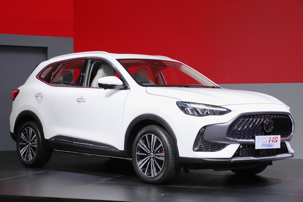 MG HS 2022