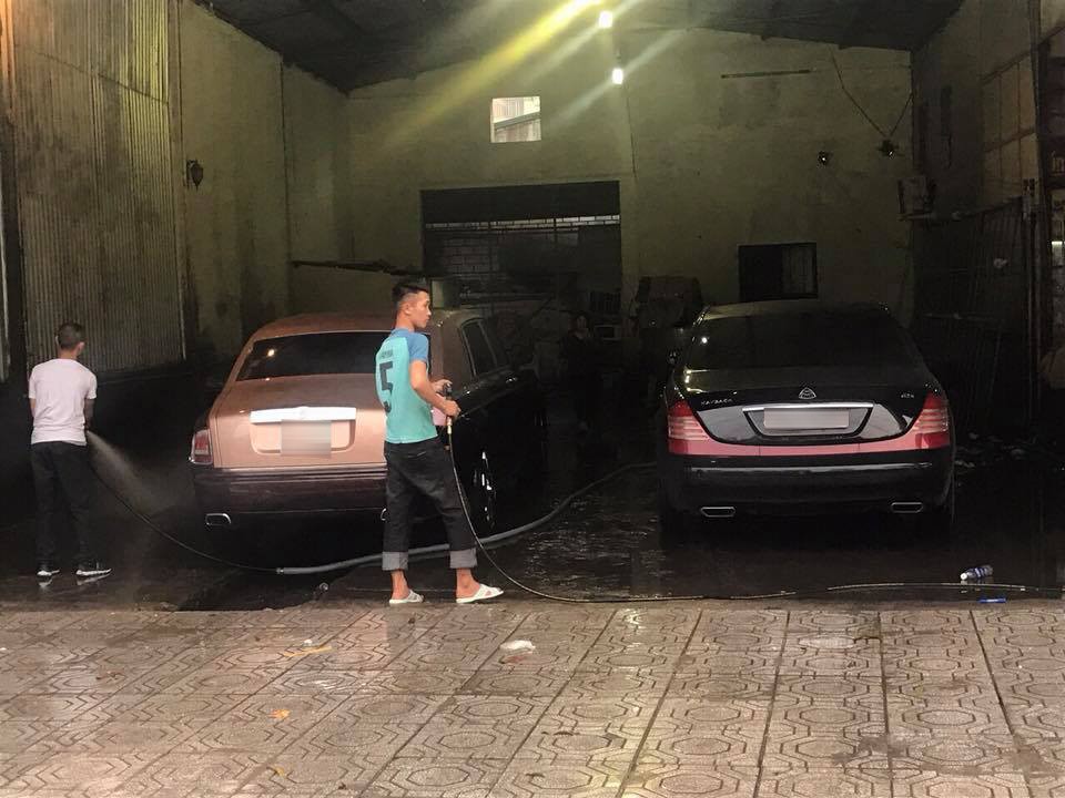 Rolls-Royce Phantom Sacred Fire và Maybach 62S của ông Trịnh Văn Quyết