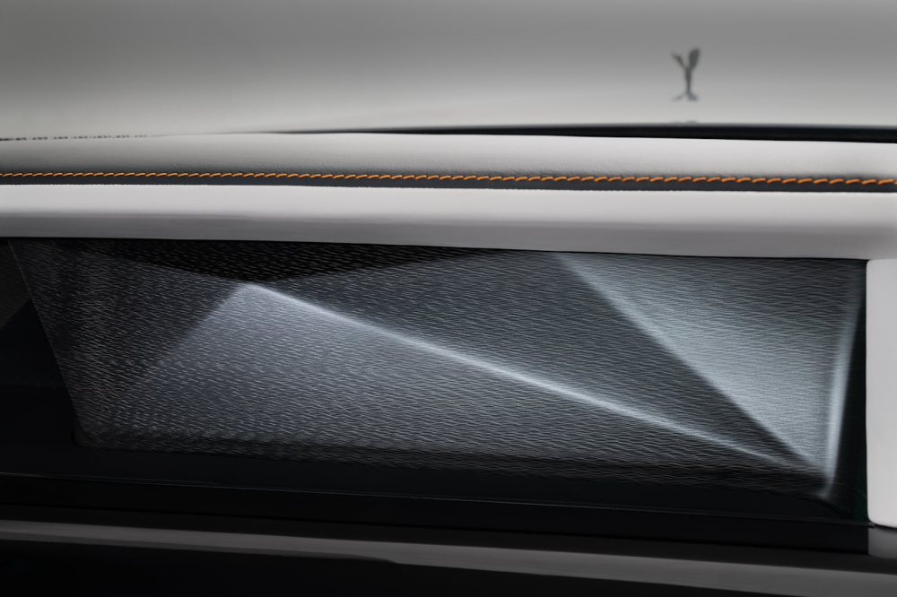 Chi tiết Carbon Veil Gallery trong nội thất
