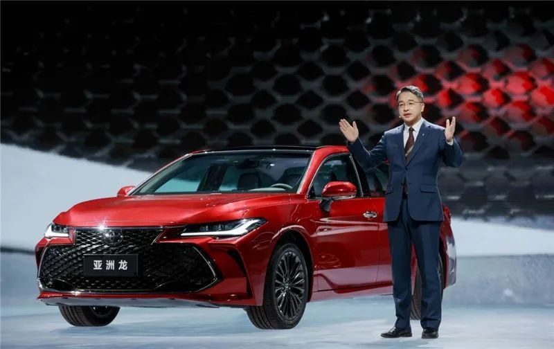 Toyota Avalon 2022 vẫn sống dai, ra phiên bản mới ở thị trường sát cạnh Việt Nam Toyota Avalon 2022 vẫn sống dai, ra phiên bản mới ở thị trường sát cạnh Việt Nam