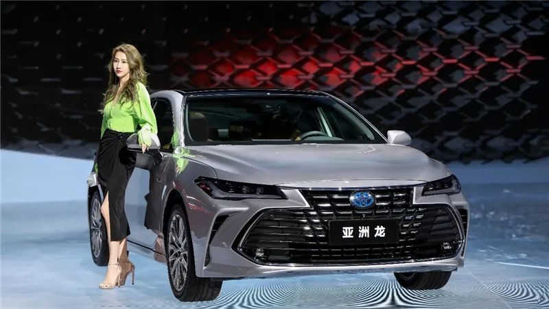Toyota Avalon 2022 phiên bản hybrid Toyota Avalon 2022 phiên bản hybrid