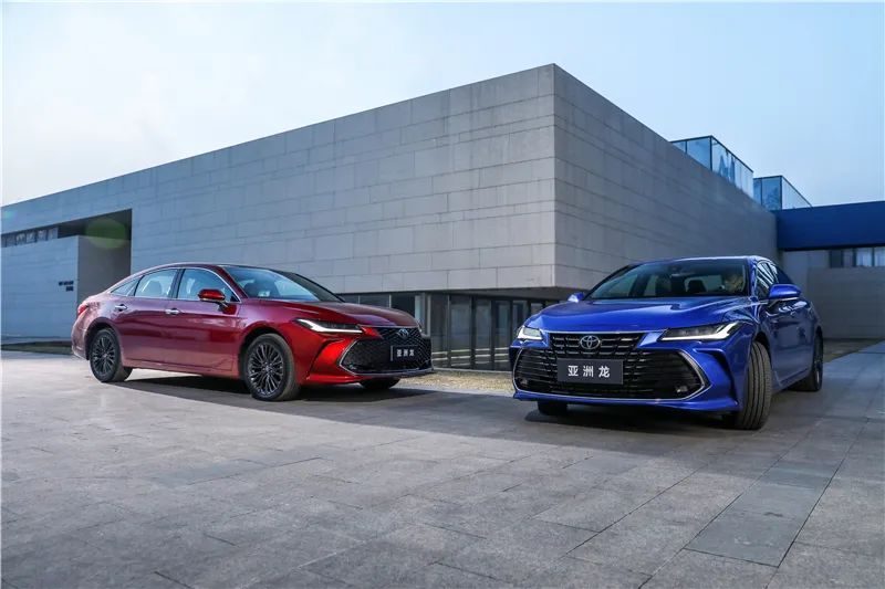 2 phiên bản của Toyota Avalon 2022 2 phiên bản của Toyota Avalon 2022