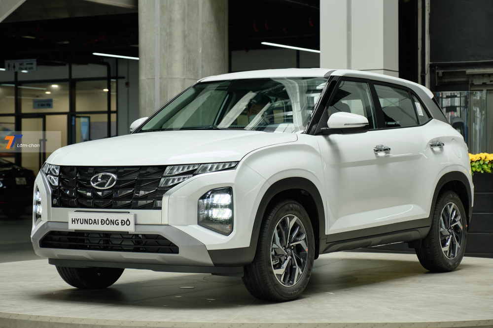 Bản Đặc biệt v&agrave; Cao cấp của Hyundai Creta 2022 gần như kh&ocirc;ng kh&aacute;c nhau về ngoại thất.