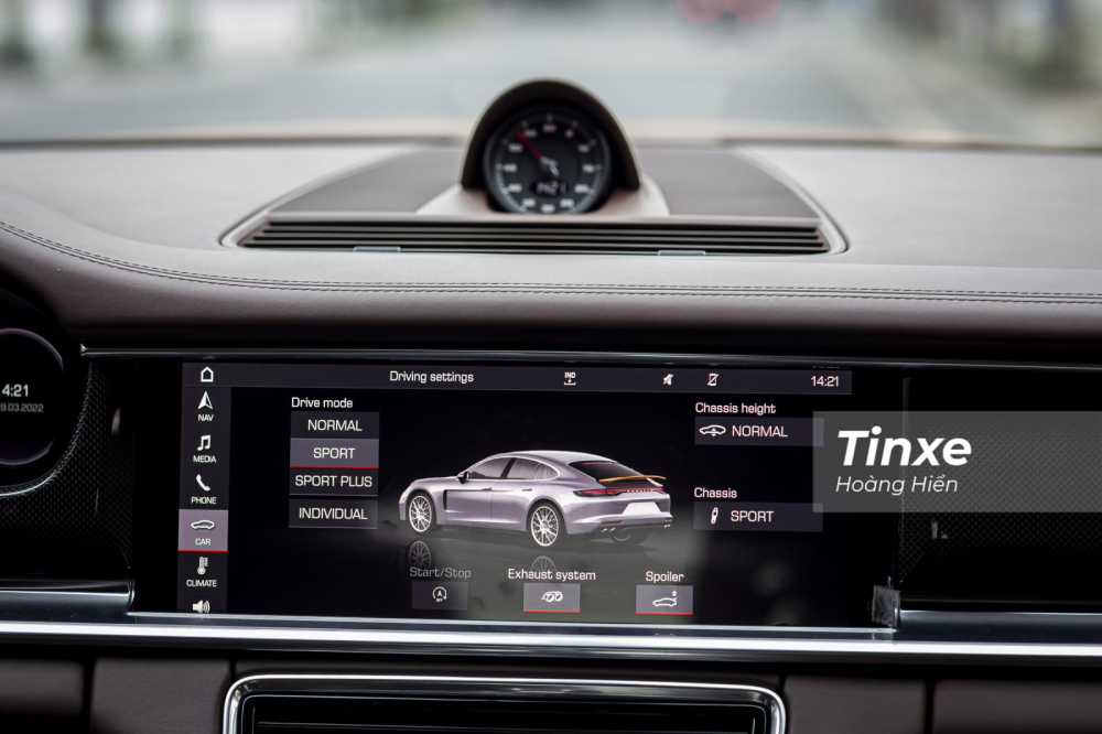 Hàng loạt những công nghệ nhằm tối ưu cảm xúc cho người cầm lái. Hàng loạt những công nghệ nhằm tối ưu cảm xúc cho người cầm lái.