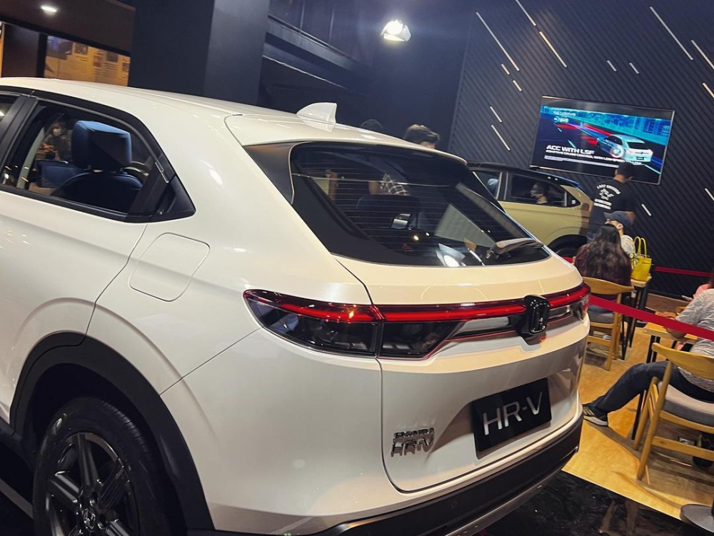 Honda HR-V 2022 nhìn từ đằng sau