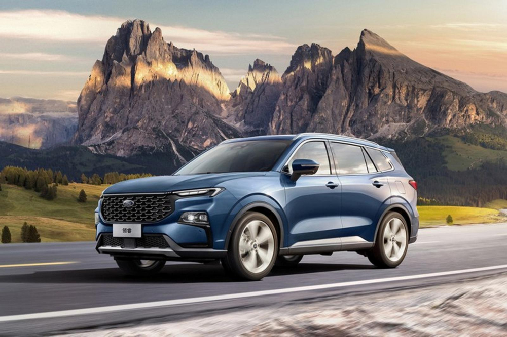 Ford Equator Sport 2022 c&oacute; hệ thống đ&egrave;n 2 tầng
