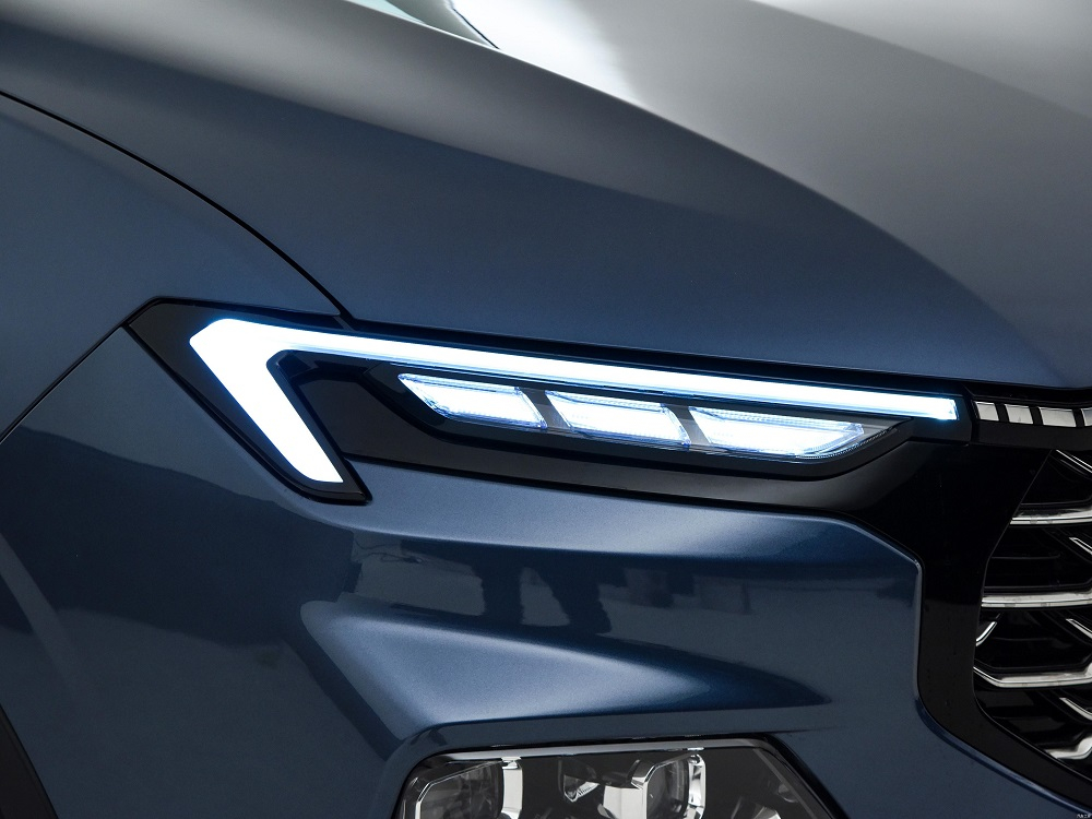 Dải đ&egrave;n LED định vị ban ng&agrave;y của Ford Equator Sport 2022 