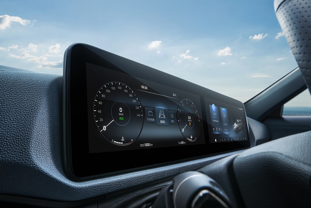 M&agrave;n h&igrave;nh b&ecirc;n trong Ford Equator Sport 2022