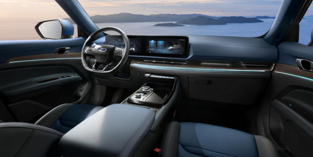 Nội thất b&ecirc;n trong Ford Equator Sport 2022 