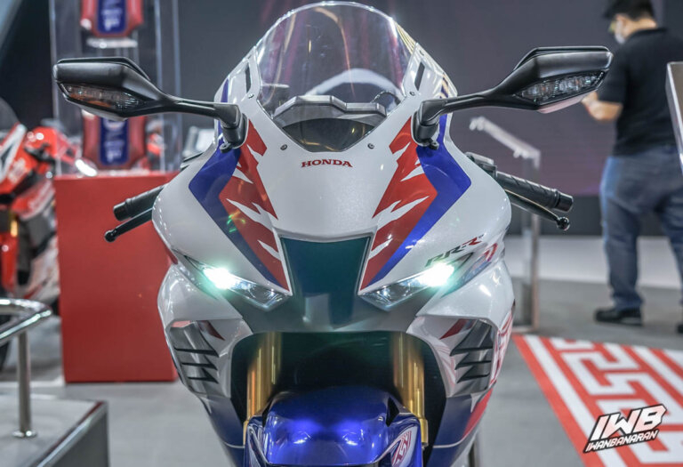 Honda CBR1000RR-R Fireblade SP 30th AnniversaryHonda CBR1000RR-R Fireblade SP 30th Anniversary Honda CBR1000RR-R Fireblade SP 30th AnniversaryHonda CBR1000RR-R Fireblade SP 30th Anniversary