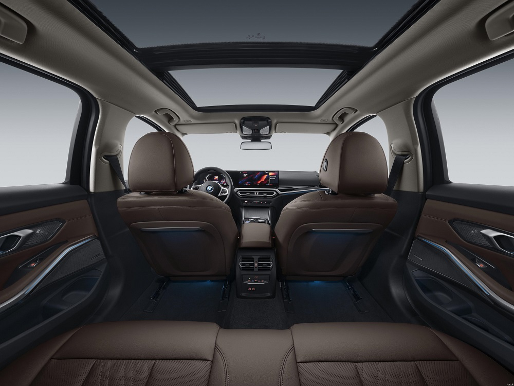 BMW i3 2022 có hệ thống đèn viền BMW i3 2022 có hệ thống đèn viền