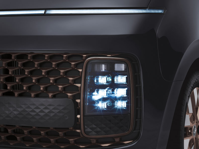 Cụm đ&egrave;n pha của Hyundai Staria Premium 2022