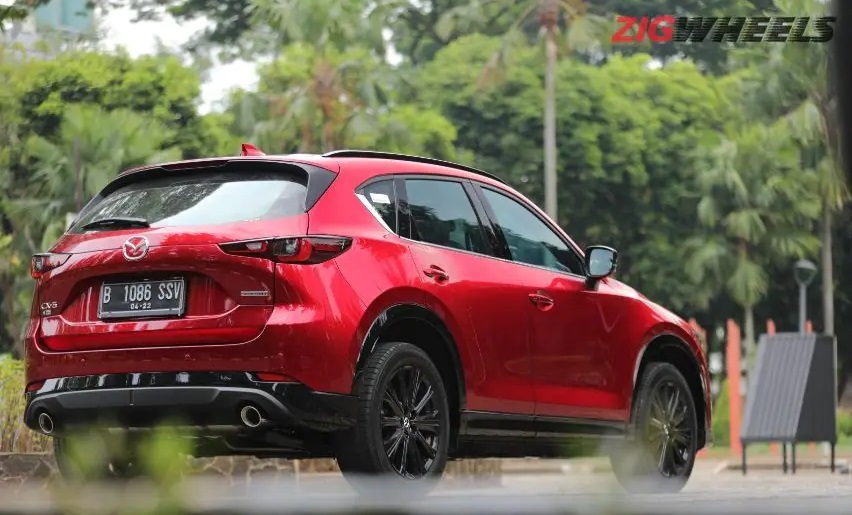 Thiết kế đằng sau của Mazda CX-5 2022