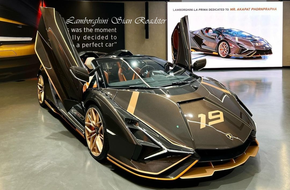 Đại gia Thái Lan tậu siêu phẩm Lamborghini Sian Roadster chỉ có 19 chiếc trên thế giới Đại gia Thái Lan tậu siêu phẩm Lamborghini Sian Roadster chỉ có 19 chiếc trên thế giới
