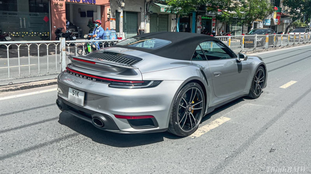 Porsche 911 Turbo S 992 đầu tiên lăn bánh tại Sài thành, chủ nhân không ai khác ngoài Đặng Lê Nguyên Vũ