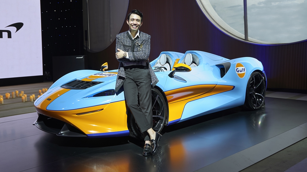 Minh Minh Nhựa là khách duy nhất gặp mặt riêng xe McLaren Elva