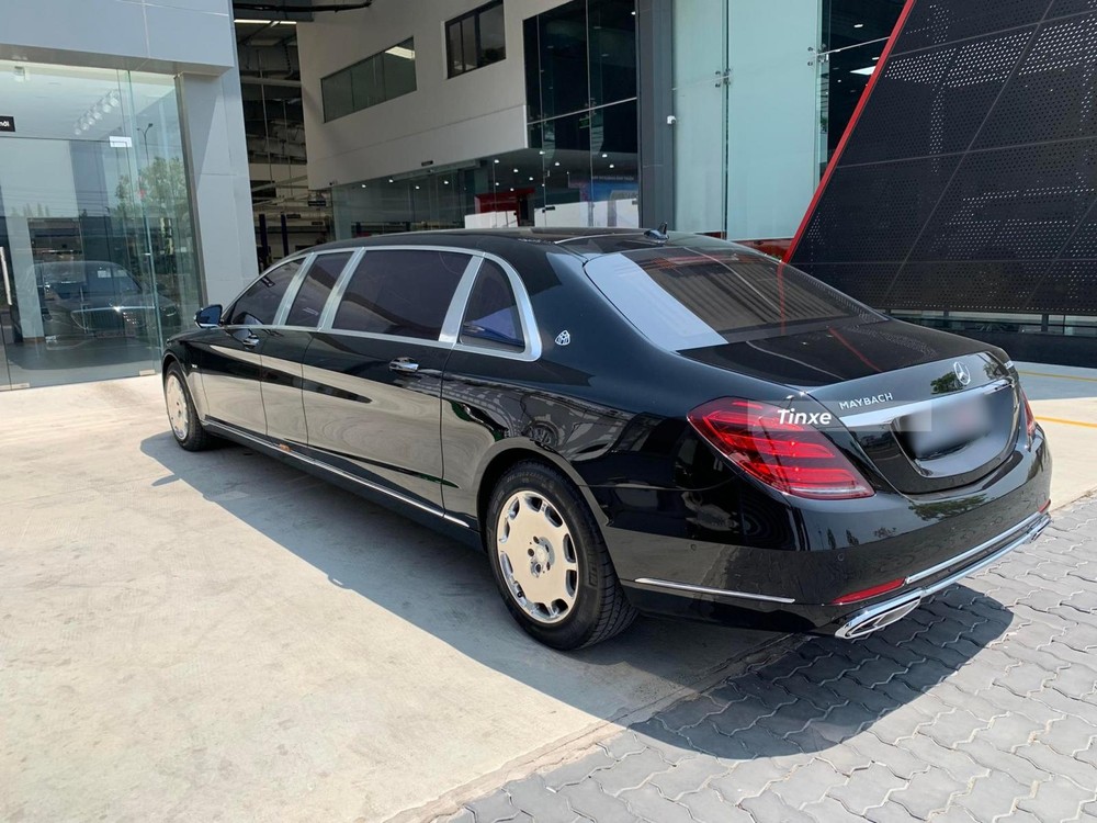 Mercedes-Maybach S650 Pullman chỉ có 3 chiếc tại Việt Nam và 2 xe đã thuộc sở hữu của doanh nhân Bùi Thành Nhơn Mercedes-Maybach S650 Pullman chỉ có 3 chiếc tại Việt Nam và 2 xe đã thuộc sở hữu của doanh nhân Bùi Thành Nhơn