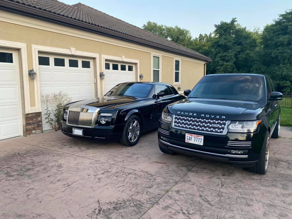 Rolls-Roye Phantom Coupe và Range Rover biển tứ quý 7 Rolls-Roye Phantom Coupe và Range Rover biển tứ quý 7