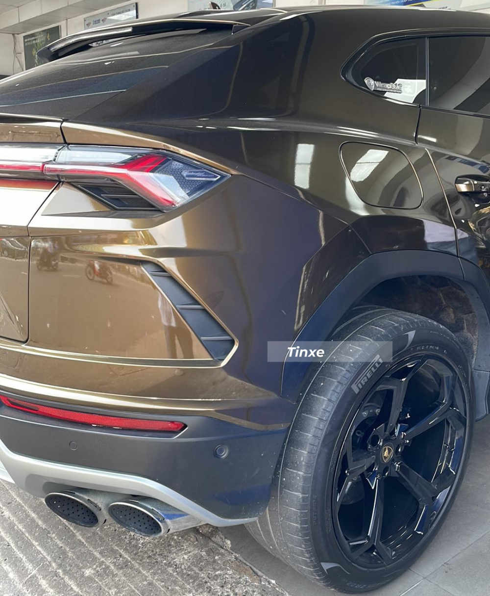 Xe vẫn được chủ nh&acirc;n đầu ti&ecirc;n g&igrave;n giữ cẩn thận