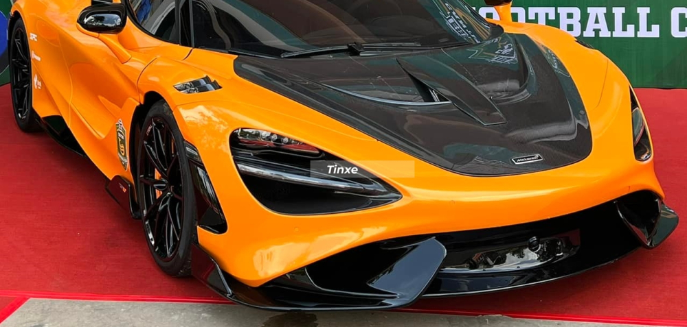 Diện mạo phần đầu xe sau quá trình nâng cấp 2 chi tiết của hãng độ Novitec