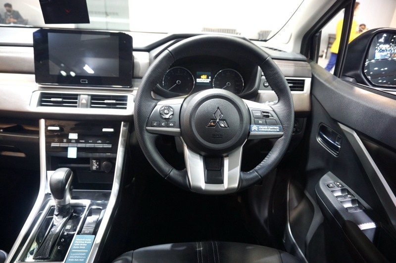 Nội thất b&ecirc;n trong Mitsubishi Xpander 2022 tại Th&aacute;i Lan