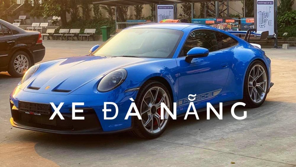 Và đây là chiếc xe Porsche 911 GT3 992 thứ 3 về nước với màu sơn có thể gây nhầm lẫn xe của Cường Đô-la