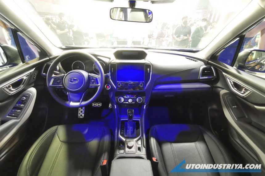 Nội thất bên trong Subaru Forester 2022