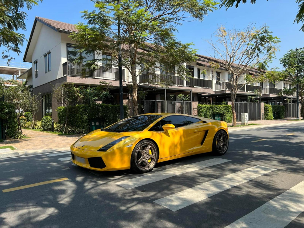 Diện mạo chiếc siêu xe Lamborghini Gallardo mới được đại gia Đặng Lê Nguyên Vũ để mắt đến