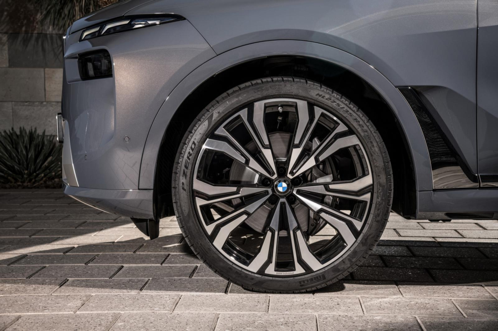 Vành la-zăng của BMW X7 2023