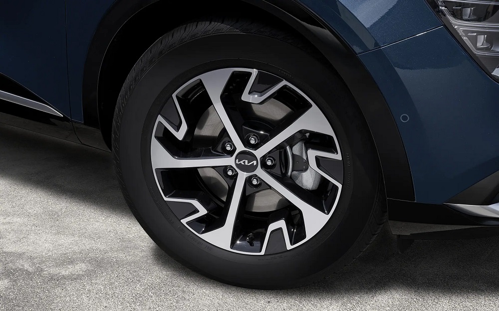 V&agrave;nh la-zăng 18 inch của Kia Sportage 2022 