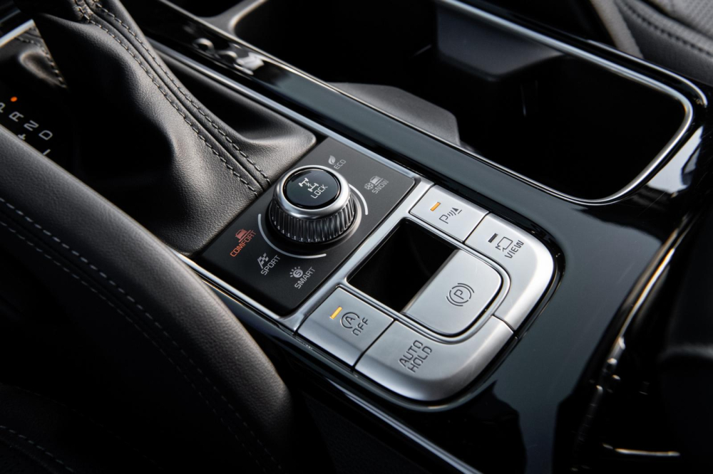 Hệ dẫn động AWD được trang bị ti&ecirc;u chuẩn cho Kia Telluride 2023 bản X-Line v&agrave; X-Pro mới