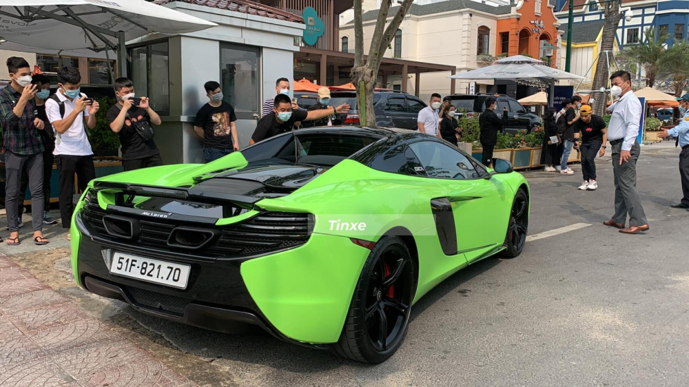 Chiếc si&ecirc;u xe mui trần McLaren 650S Spider xuất hiện tại sự kiện xe v&agrave;o s&aacute;ng nay