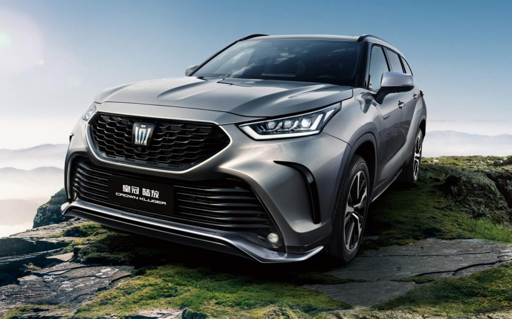 Toyota Crown Kluger hiện đang bán tại Trung Quốc Toyota Crown Kluger hiện đang bán tại Trung Quốc
