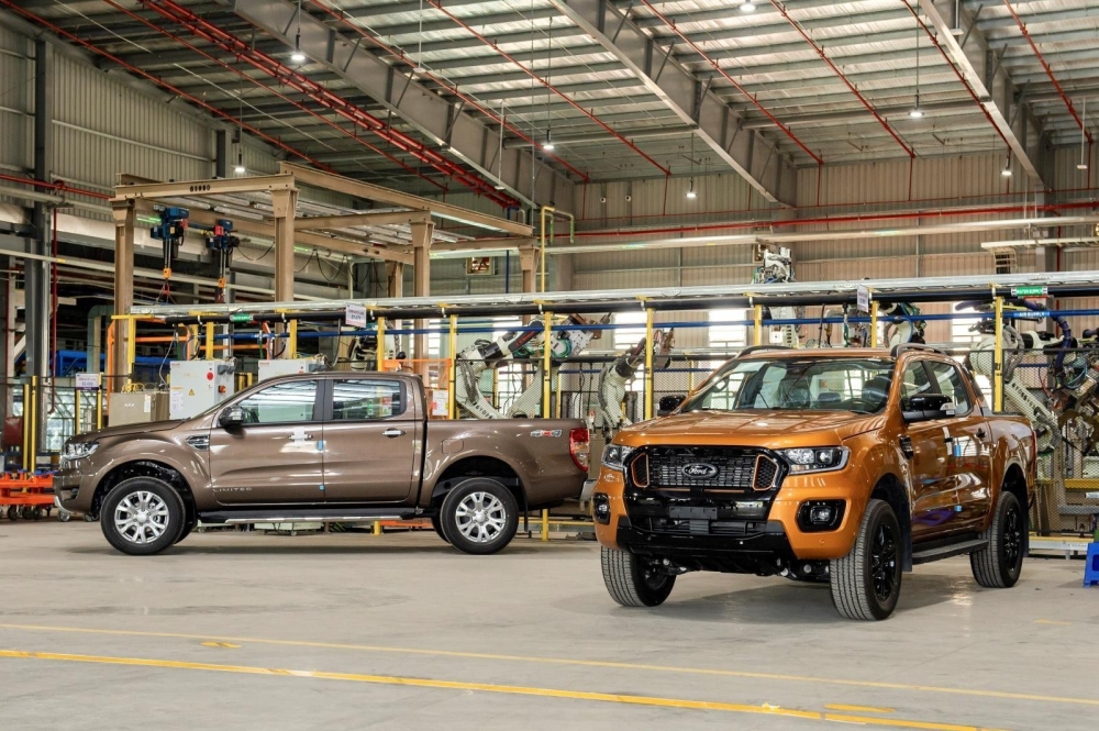 Bản Wildtrak cao cấp nhất của Ford Ranger lại chỉ &ldquo;k&ecirc;nh&rdquo; th&ecirc;m 20 triệu đồng, thậm ch&iacute; c&oacute; nơi vẫn sẵn s&agrave;ng b&aacute;n đ&uacute;ng gi&aacute;.