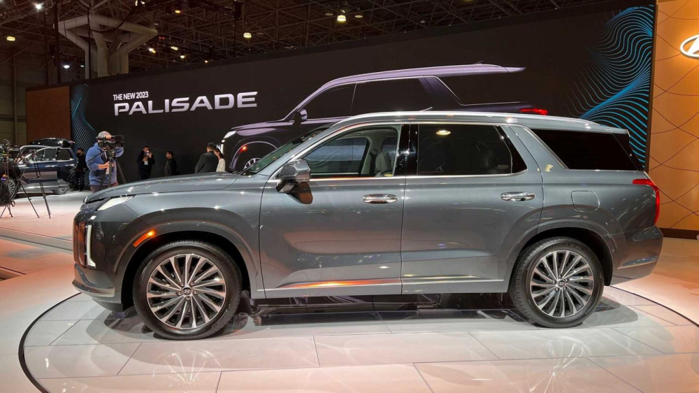 Hyundai Palisade 2023 c&oacute; tổng cộng 9 t&uacute;i kh&iacute; thay v&igrave; 7 t&uacute;i kh&iacute; như phi&ecirc;n bản cũ