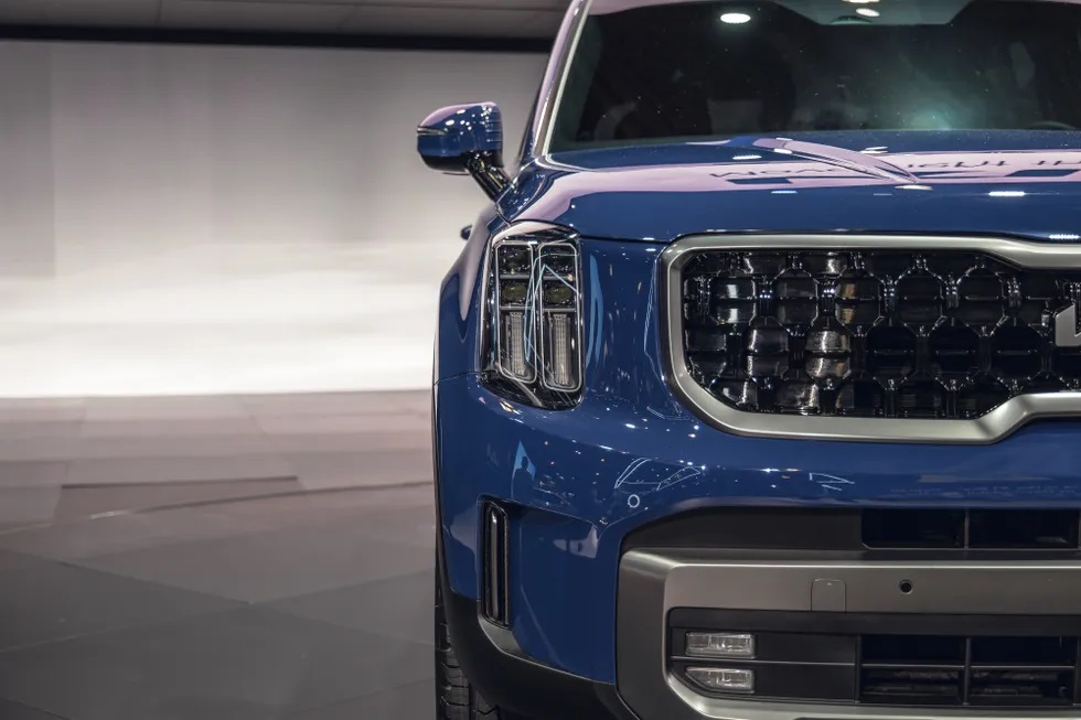 Đèn pha LED nằm dọc mới của Kia Telluride 2023