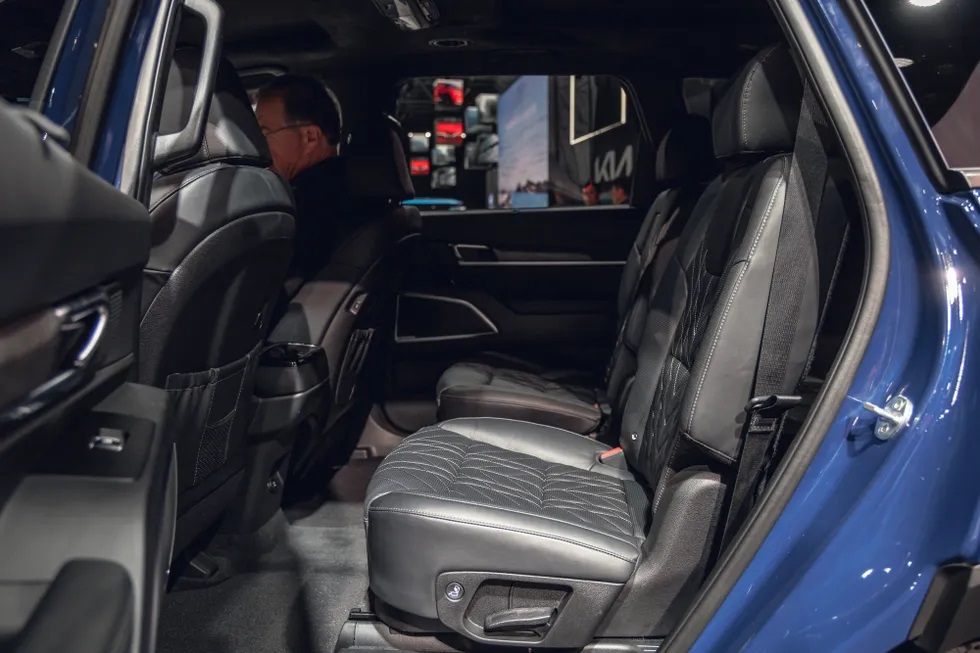 2 ghế thương gia ở giữa của Kia Telluride 2023