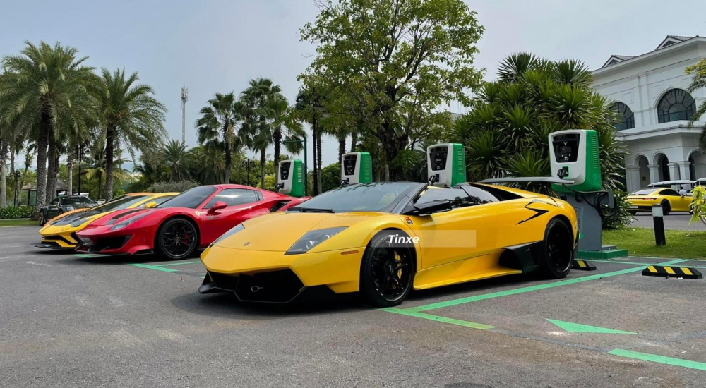 Mỗi năm chủ nhân chỉ cho xe lăn bánh vài lần Mỗi năm chủ nhân chỉ cho xe lăn bánh vài lần