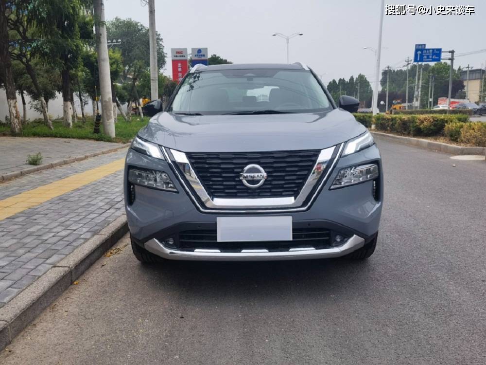 Nissan X-Trail 2022 phiên bản máy xăng 2.0L mới bị bắt gặp trên đường phố Trung Quốc Nissan X-Trail 2022 phiên bản máy xăng 2.0L mới bị bắt gặp trên đường phố Trung Quốc