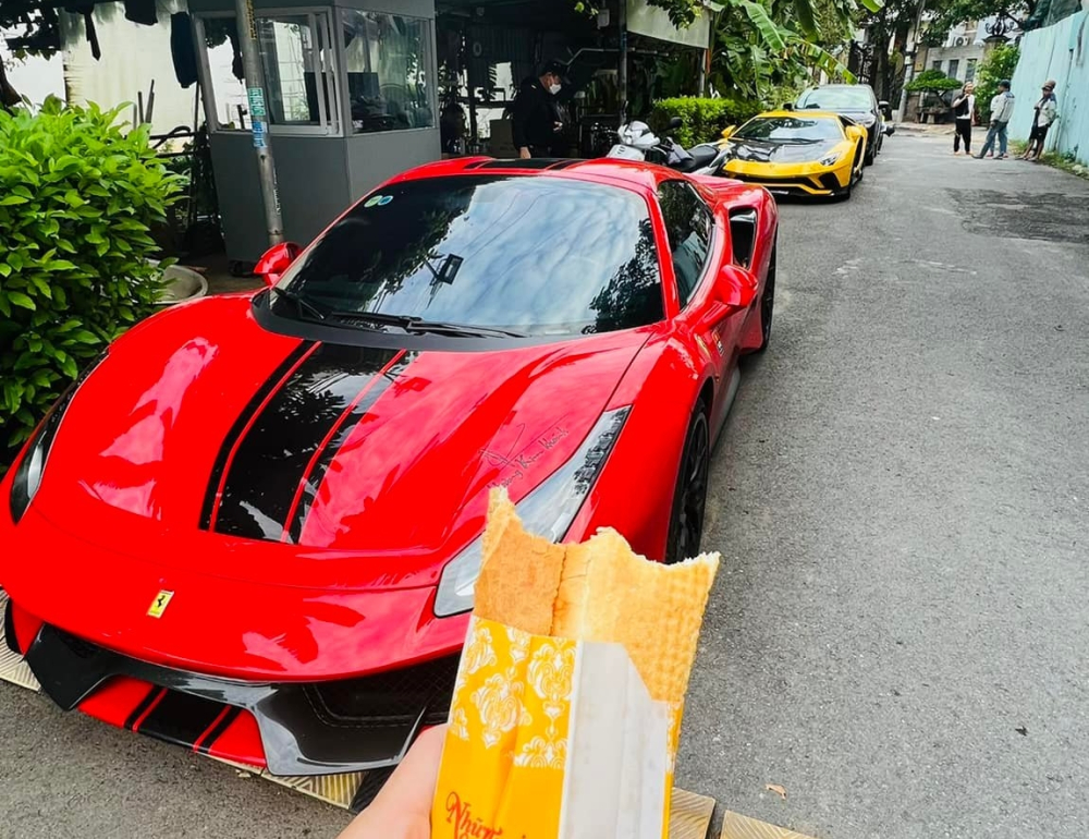 Siêu xe Ferrari 488 Pista Spider cùng Lamborghini Aventador S LP740-4 Siêu xe Ferrari 488 Pista Spider cùng Lamborghini Aventador S LP740-4
