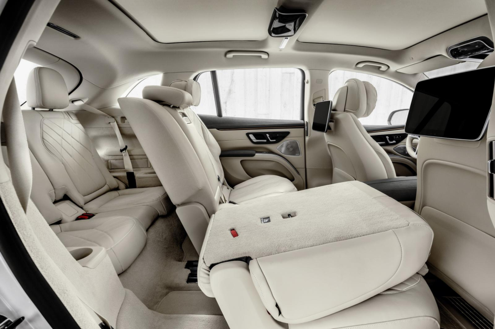 3 h&agrave;ng ghế của Mercedes-Benz EQS SUV 2023
