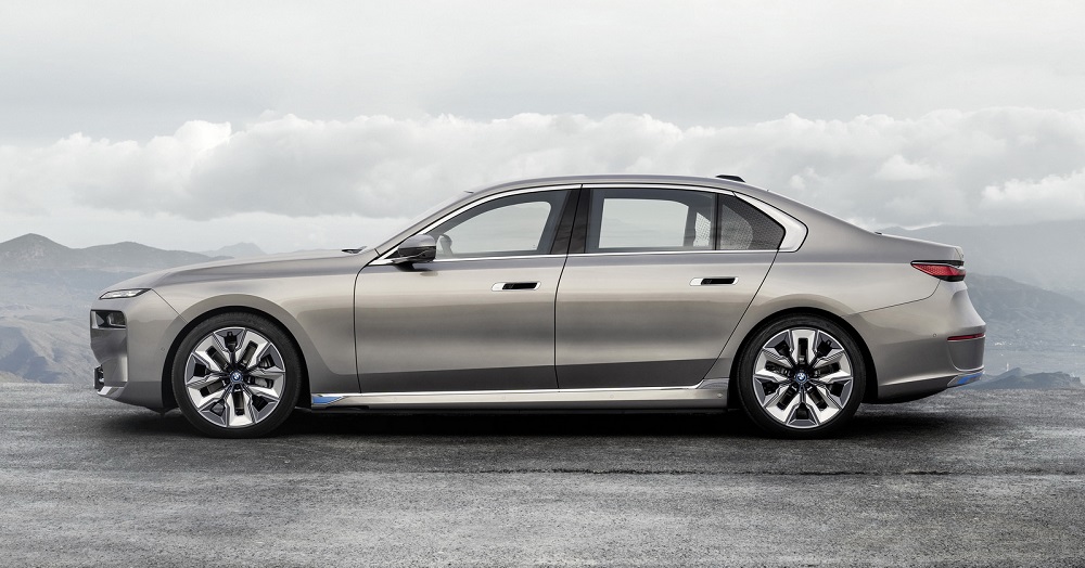 BMW i7 2023 c&oacute; chiều d&agrave;i l&ecirc;n đến 5,4 m